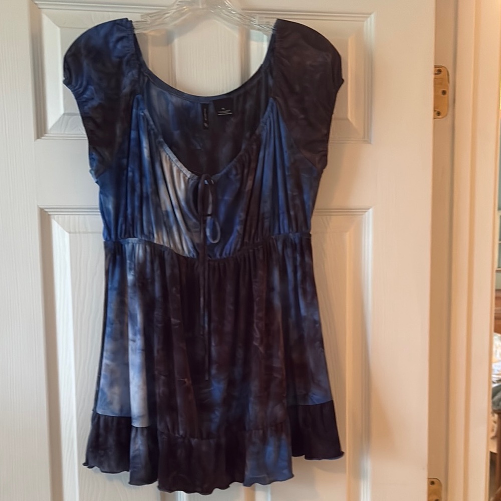 New Directions Blue Black Cap Sleeve Tie Front Blouse